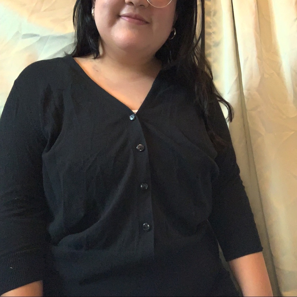 Short Gap Cardigan